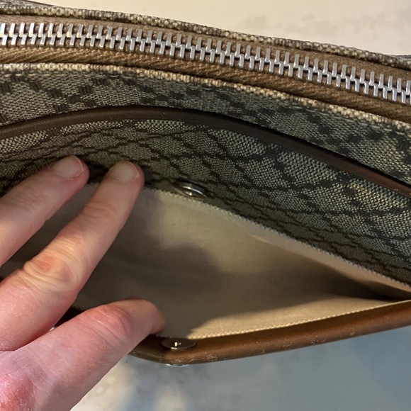 Authentic GUCCI Diamante Clutch Bag - Picture 9 of 15
